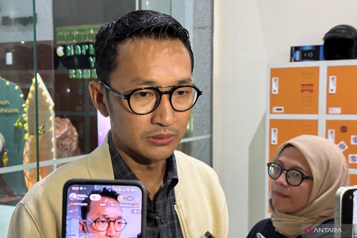KPK summons employee and tax consultant of PT Energi Batubara Lestari