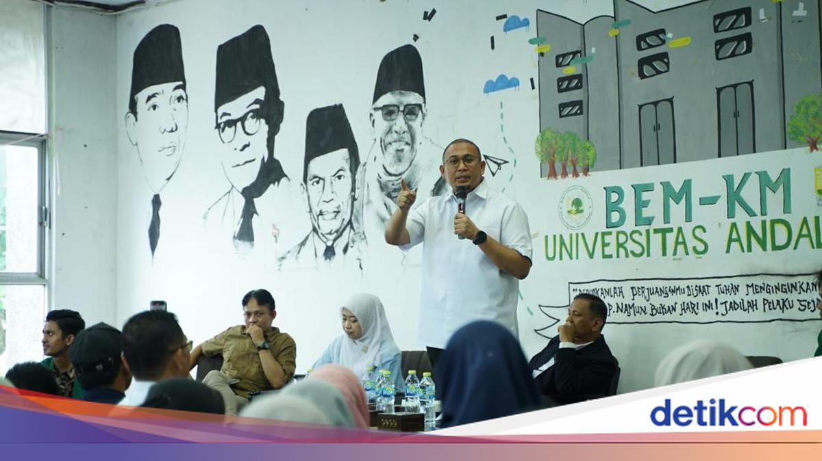 Attending Unand Student Council Discussion, Andre Rosiade Responds to Criticism of Prabowo and Free Nutritious Meals Programme