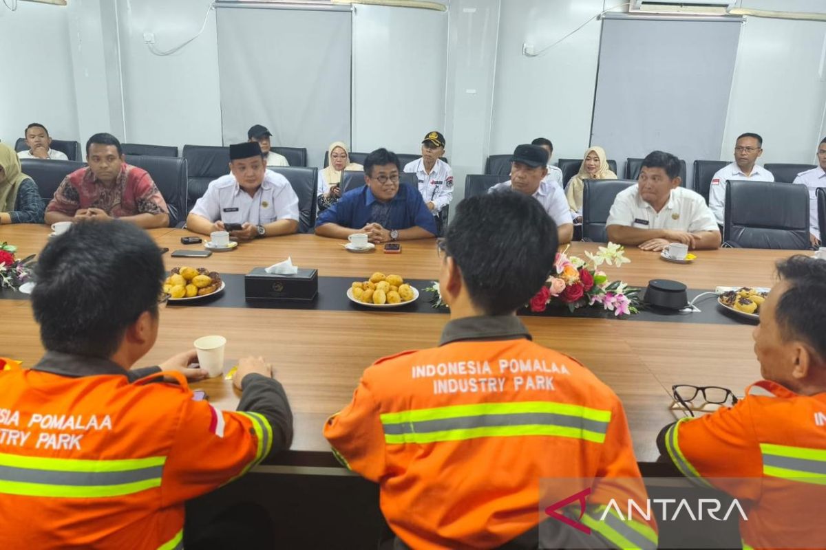 Home Affairs Ministry hopes mining companies in Kolaka empower local residents