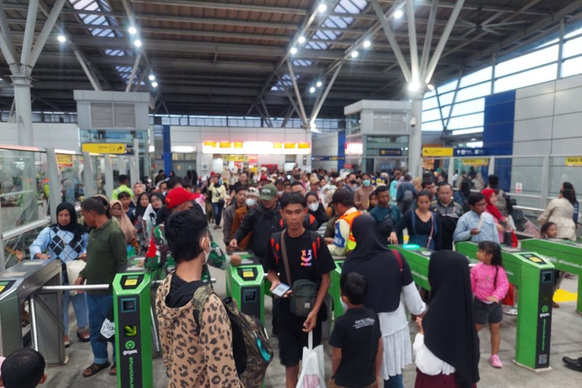 Cikarang Line Continues to Grow, Electrification Extension to Cikampek Addresses Community Travel Needs