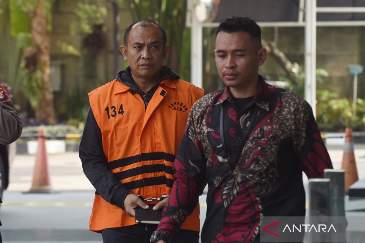 KPK summons 10 witnesses in alleged bribery case involving Rejang Lebong Regent