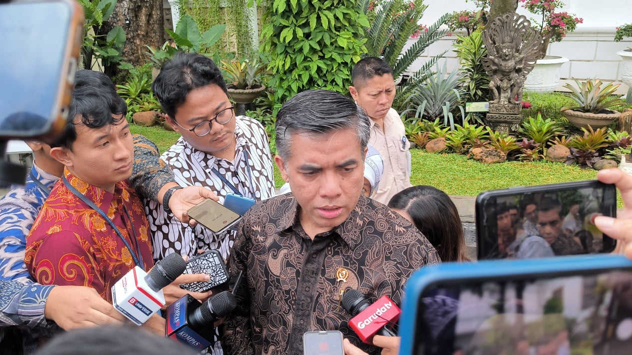 Labour Minister Yassierli Shares Concerns in Parliament, Receives Efficiency Directive Phase III from Finance Ministry