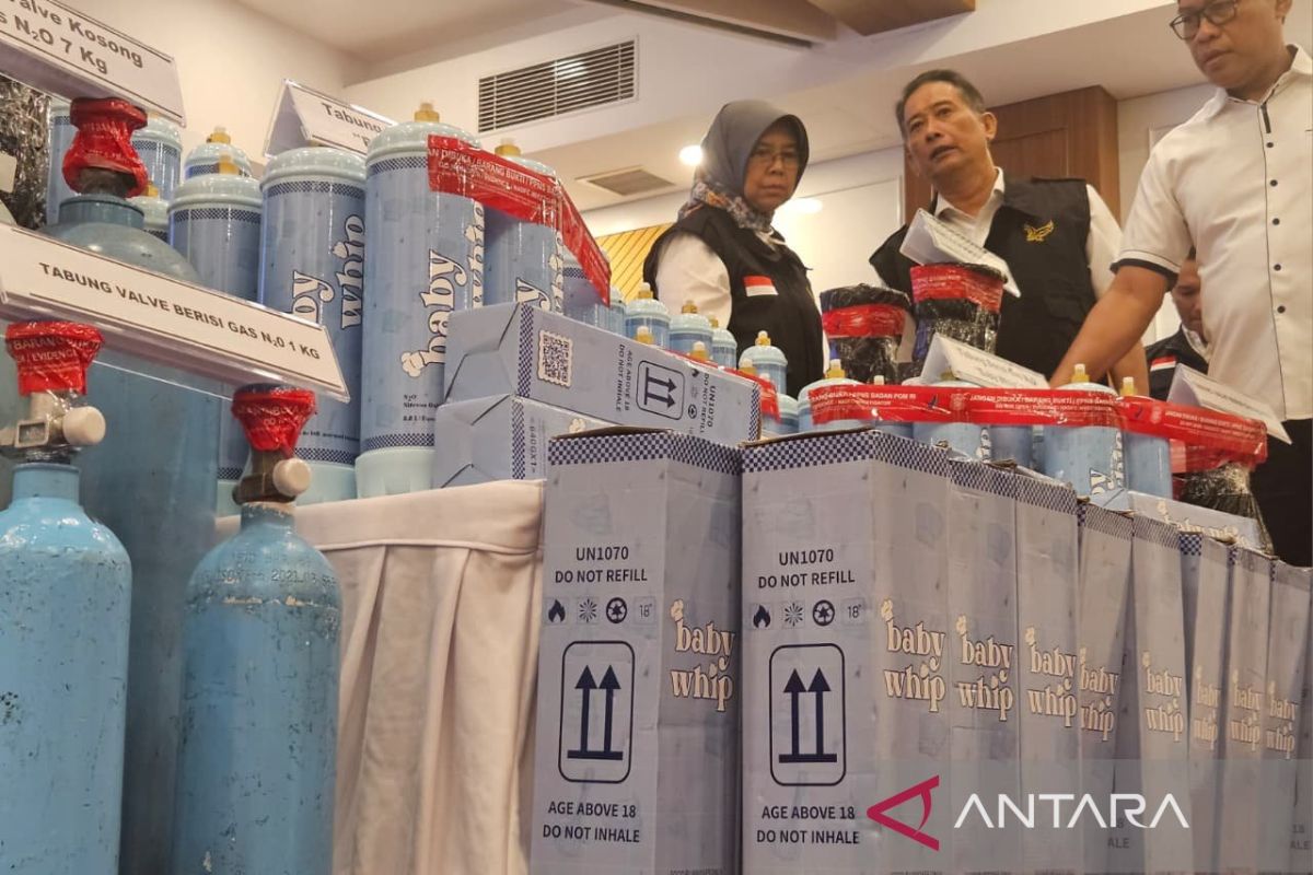 Indonesia cracks down on illegal sale of nitrous oxide 'Baby Whip'