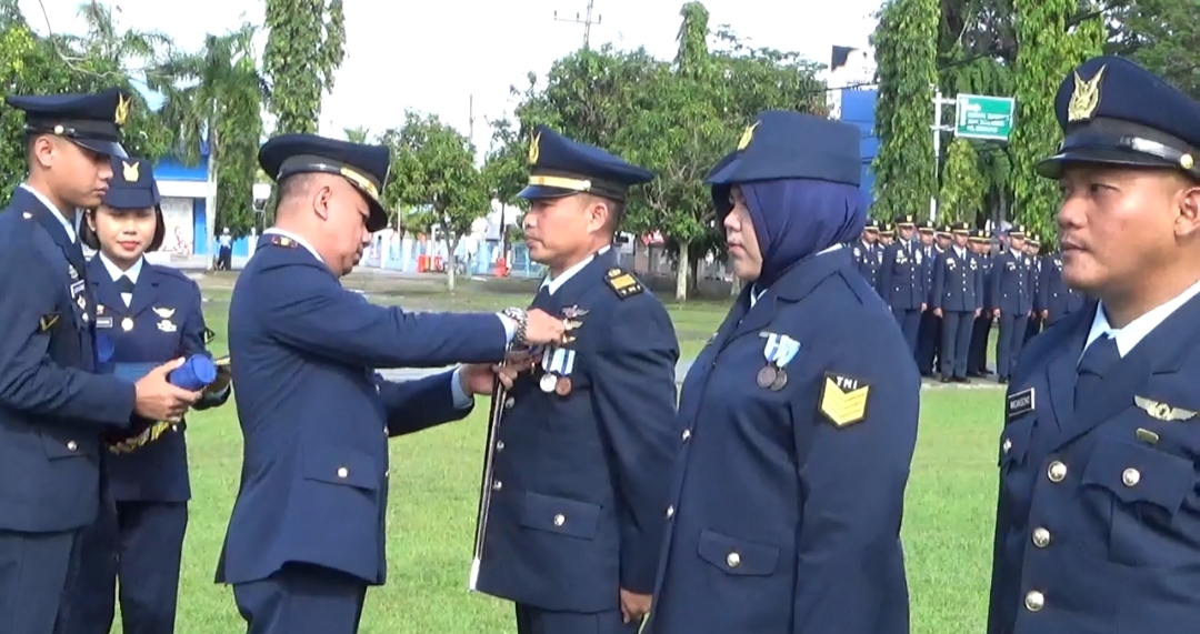 Balikpapan Air Base Commemorates 80th TNI AU Anniversary with Theme of Boundless Service