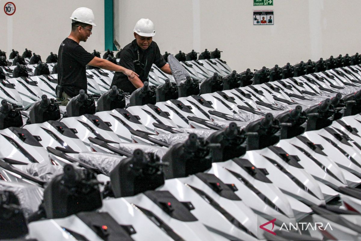 Indonesia targets domestic EV motorcycles, fuel bikes for export