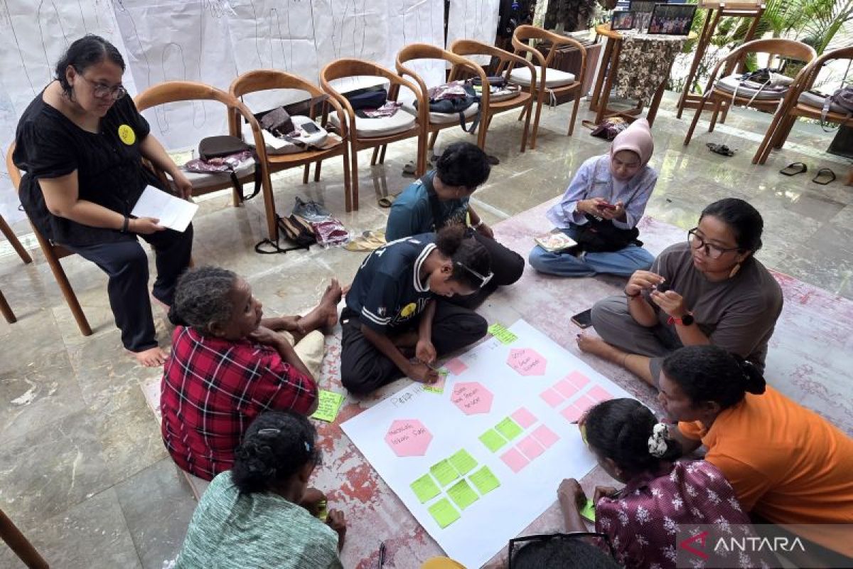 YKAN Provides Training to Support Regeneration of Women's "Sasi" Tradition Practitioners