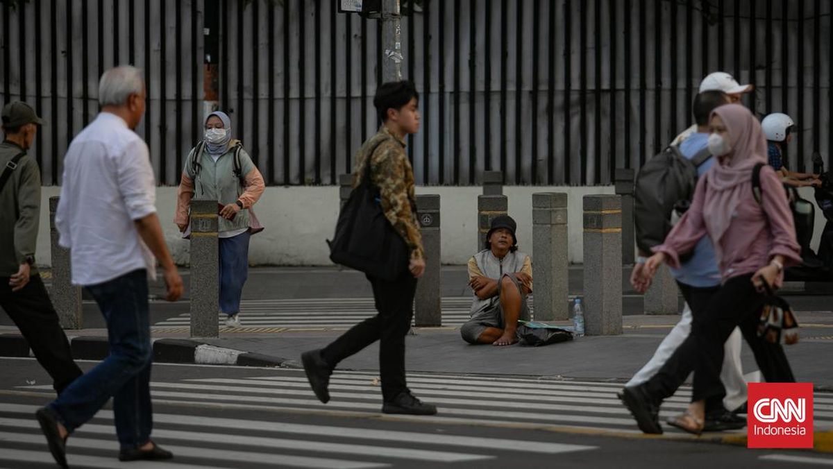 Ministry Offices Deserted on First WFH Friday, Canteens Closed
