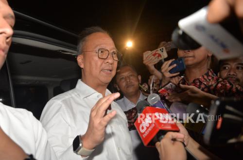 Japanese Car Dealers Collapsing Under Assault from Chinese Brands, Says Industry Minister