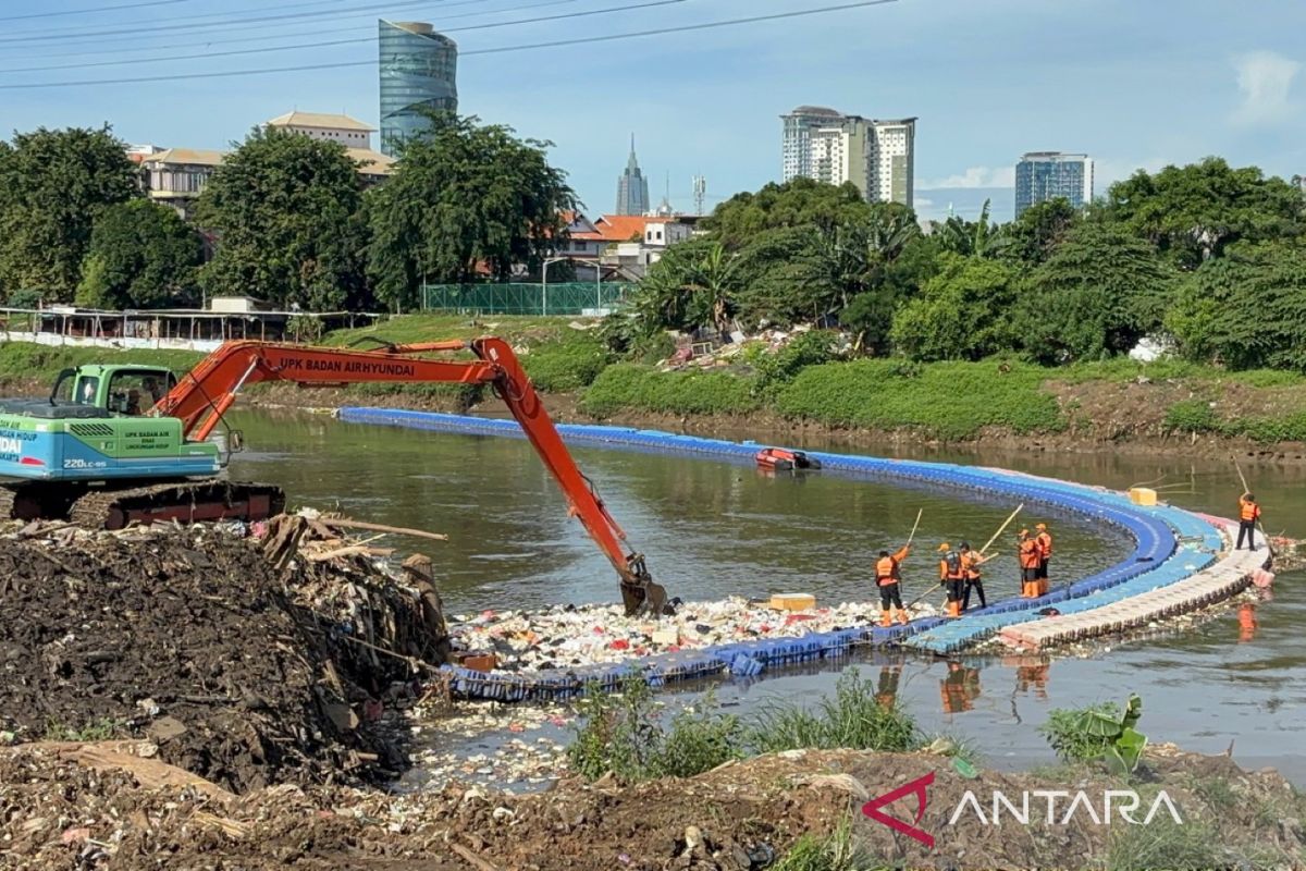 Dredging of West Flood Canal Targeted for Completion Within One Year