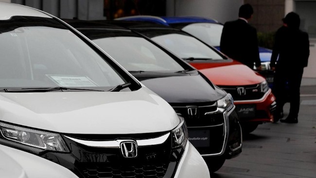 Crushed by China, Japan's Automotive Industry on the Brink of Collapse