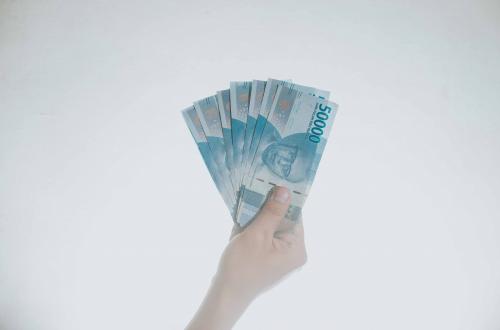 Learning from the Civil Servants' Waqf Controversy