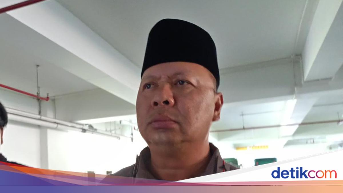 Three Prosecutors Suspected of Extorting Sub-District Head in Dompu Questioned by NTB Attorney General's Office