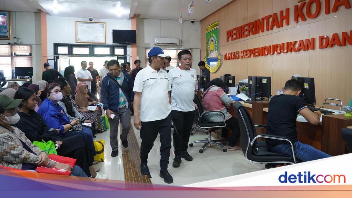 Tangerang City Secretary Monitors Inaugural WFH, Ensures Optimal Public Services