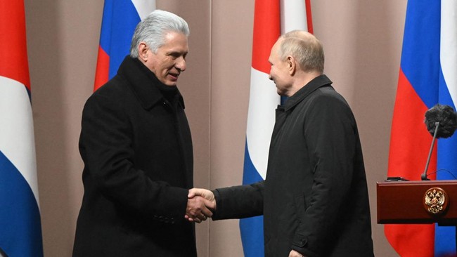 President of This Communist Country Stands Firm Against US Pressure, Russia Steps In
