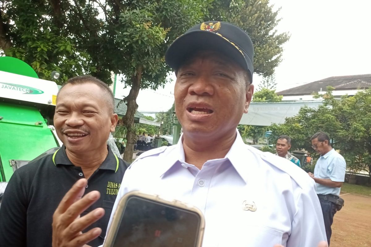 KPK Brings Tulungagung Regent to Jakarta for Intensive Examination