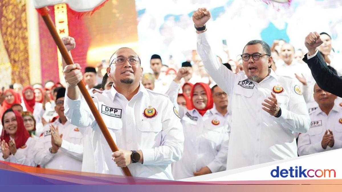 Andre Rosiade Calls for Collaboration Among Minang Migrants in Inaugurating DPP IKM 2025-2030