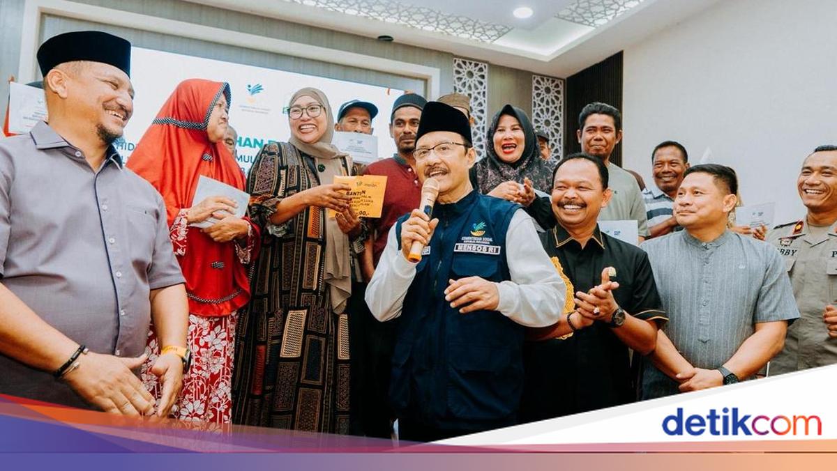 Ministry of Social Affairs Distributes Rp76.6 Billion in Phase II Aid for Aceh Tamiang Disaster Victims