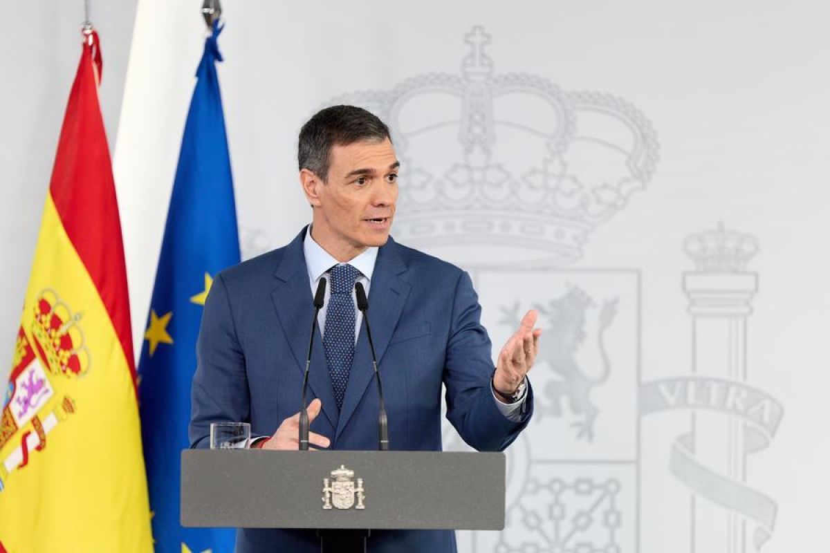 Spanish PM urges EU to suspend association agreement with Israel