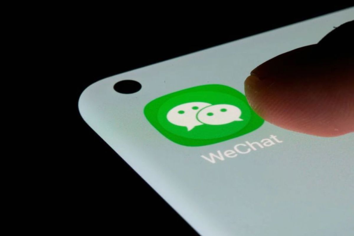 WeChat Bans Content Entirely Generated by AI