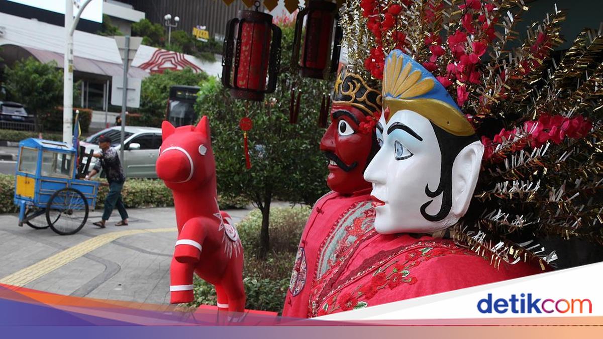 Pramono Reiterates Ban on Ondel-ondel Street Performers, Requests Satpol PP to Enforce Order