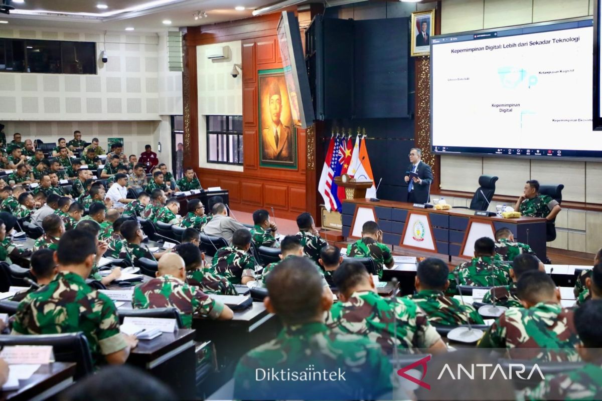 Mendiktisaintek pushes for strengthening Indonesia's defence technology independence