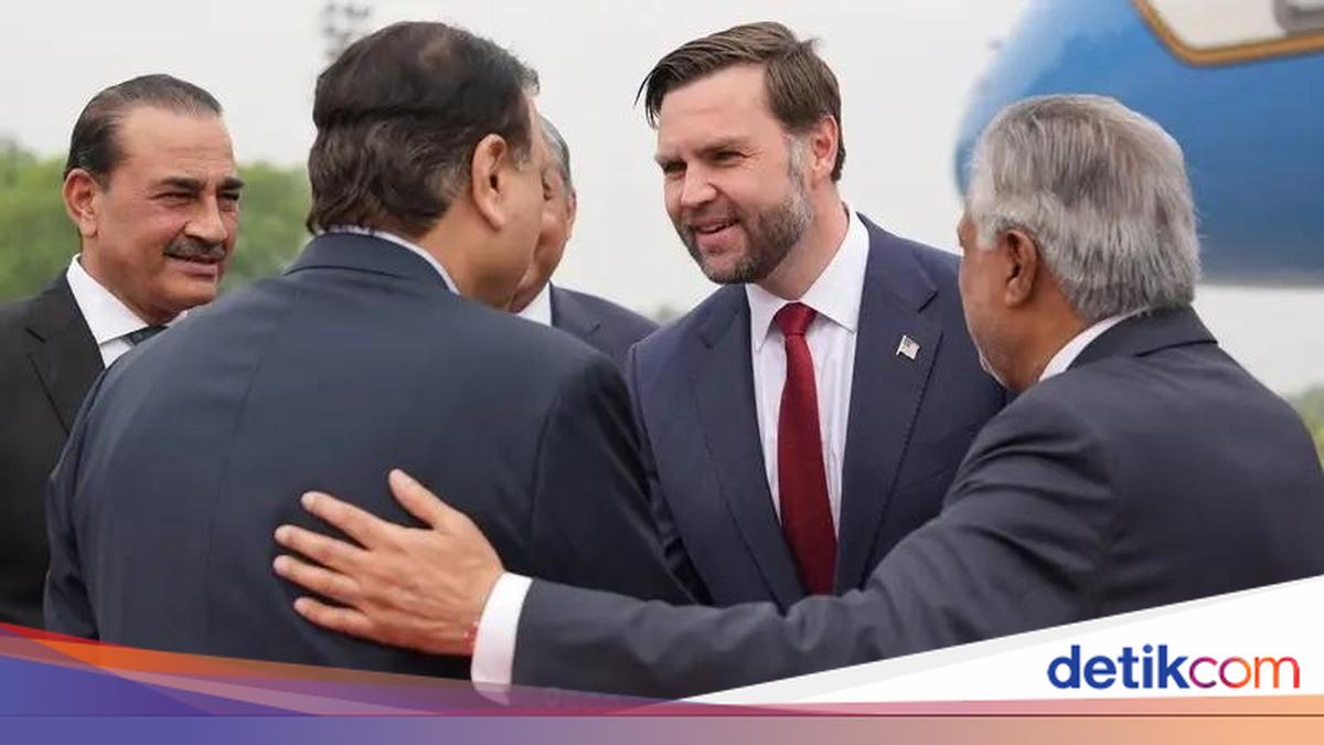US Vice President JD Vance Arrives in Pakistan, Ready to Negotiate with Iran