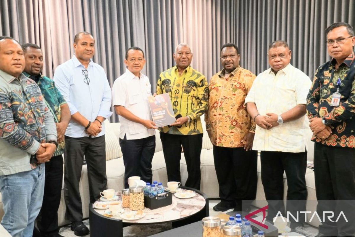 West Papua Governor meets Minister of Energy and Mineral Resources to discuss realisation of 10% PI