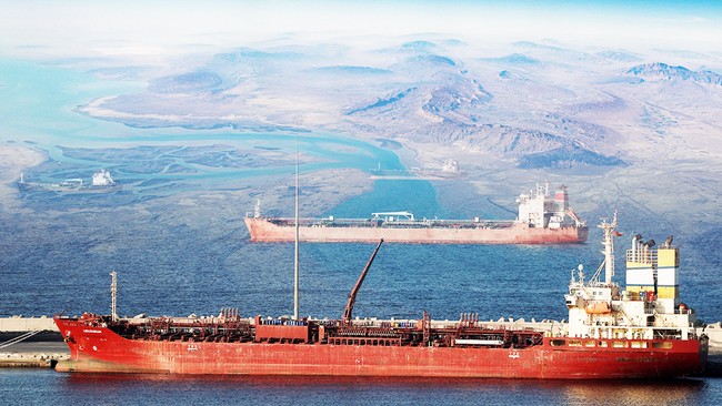 Strait of Hormuz Now a 'Paid Gateway', Global Trade Under Threat