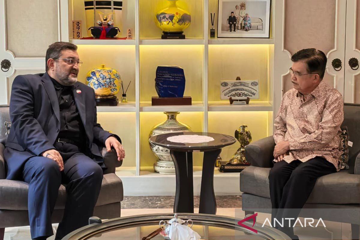 Ambassador Boroujerdi Appreciates Support from Indonesian National Figures