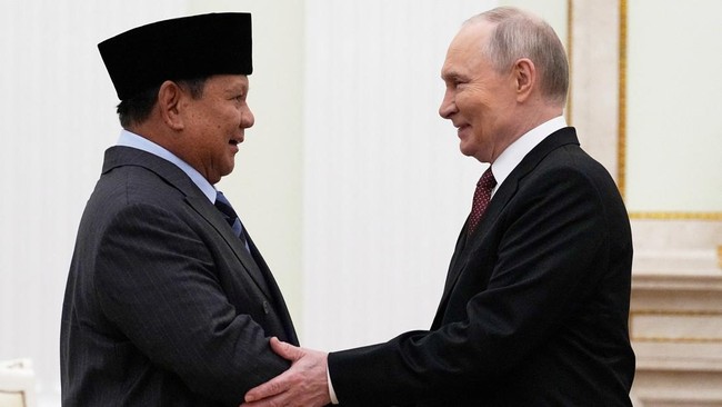 Prabowo to Depart for Russia Tomorrow, to Meet Putin and Discuss Oil