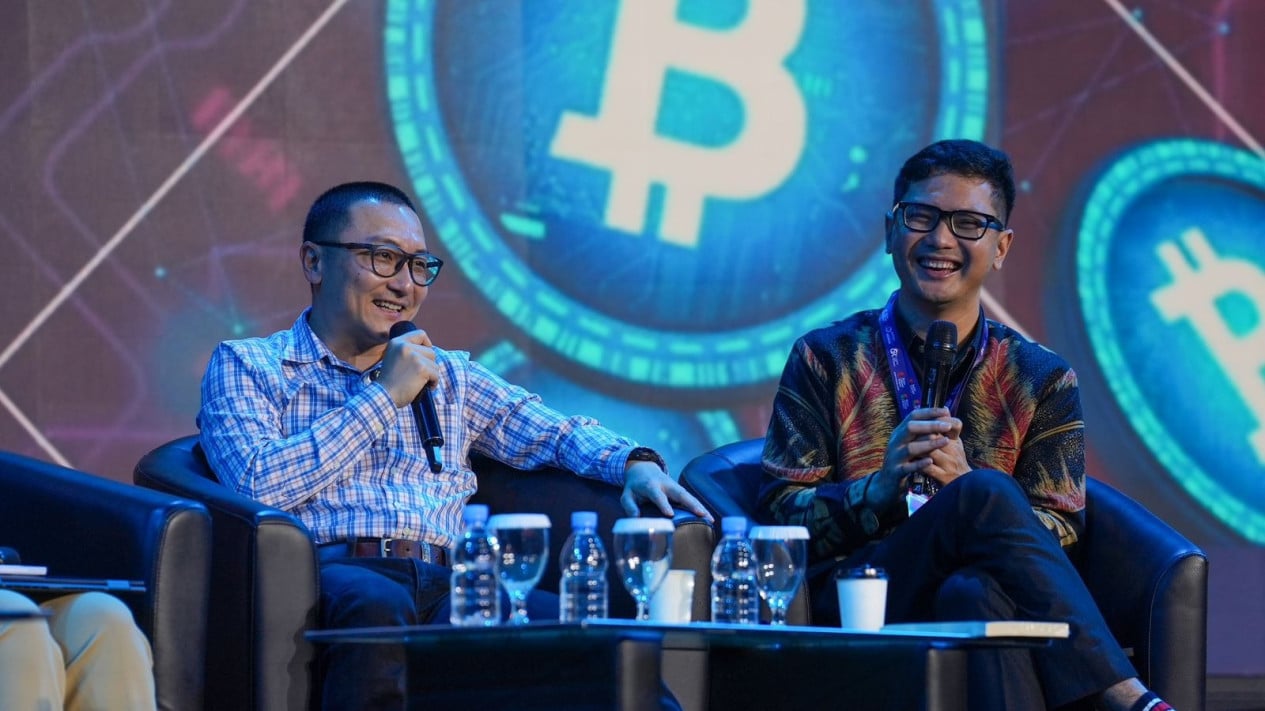 Role of Influencers in Promoting and Educating on Digital Economic Assets Highlighted