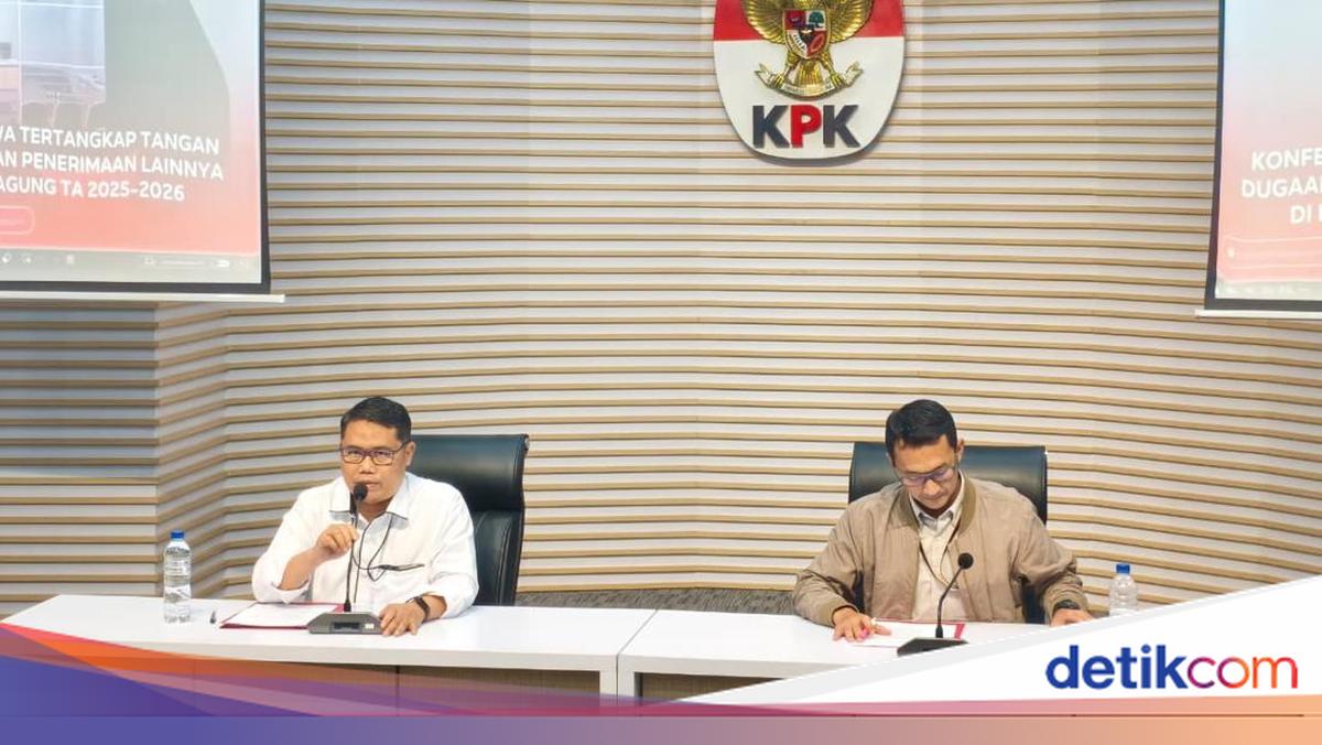Aide to Tulungagung Regent Named as Suspect for Role as 'Debt' Collector