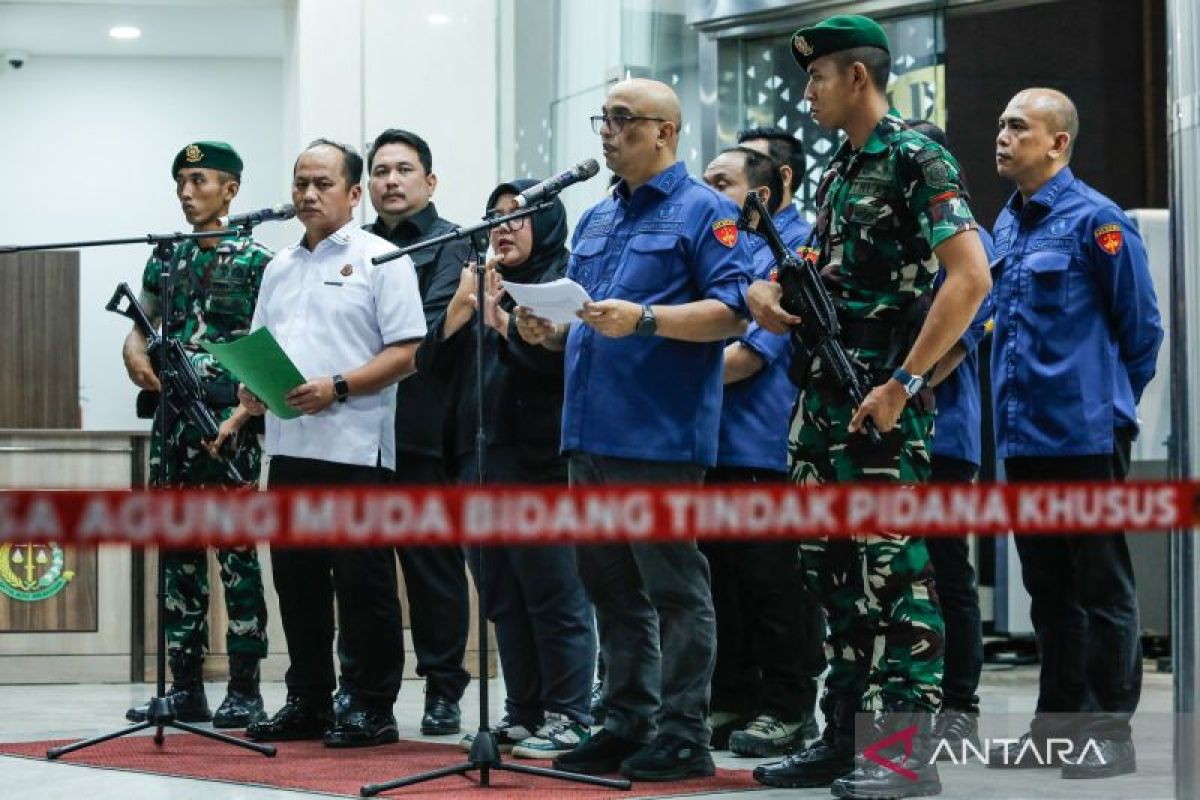 Government Expected to Bring Riza Chalid Back to Indonesia