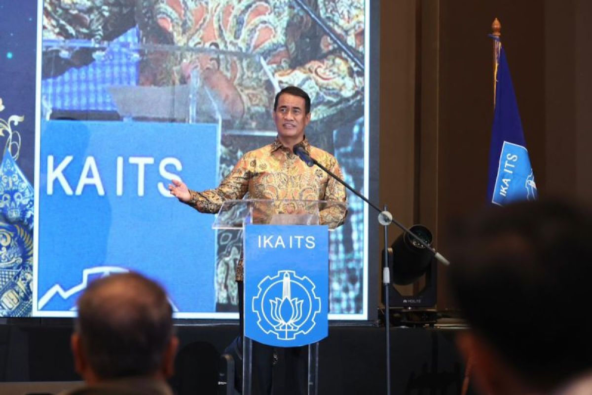 Agriculture Minister Urges Universities to Drive Innovation in Guiding Agricultural Downstreaming