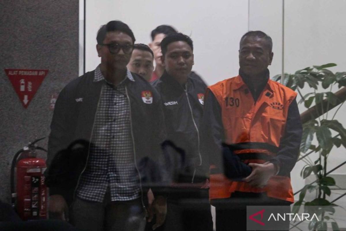 KPK suspects Tulungagung Regent uses letters to escape legal troubles