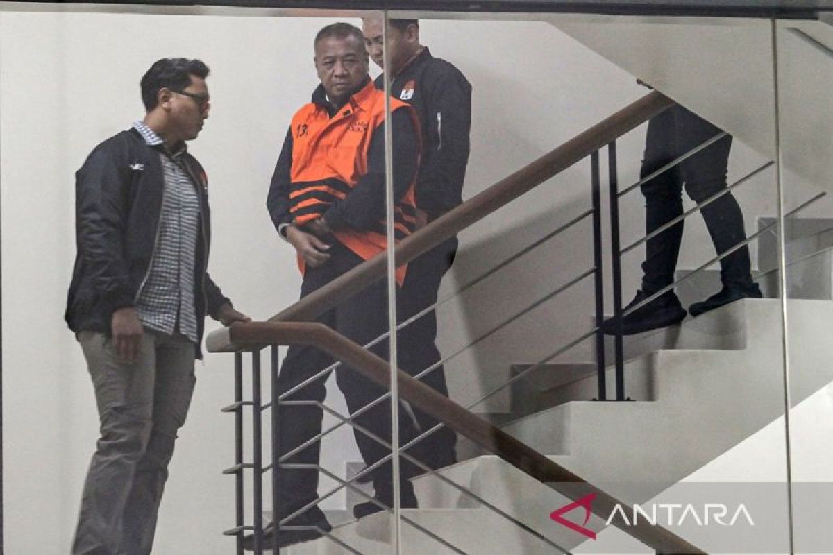 KPK uncovers new extortion method by Tulungagung Regent using stamped letters