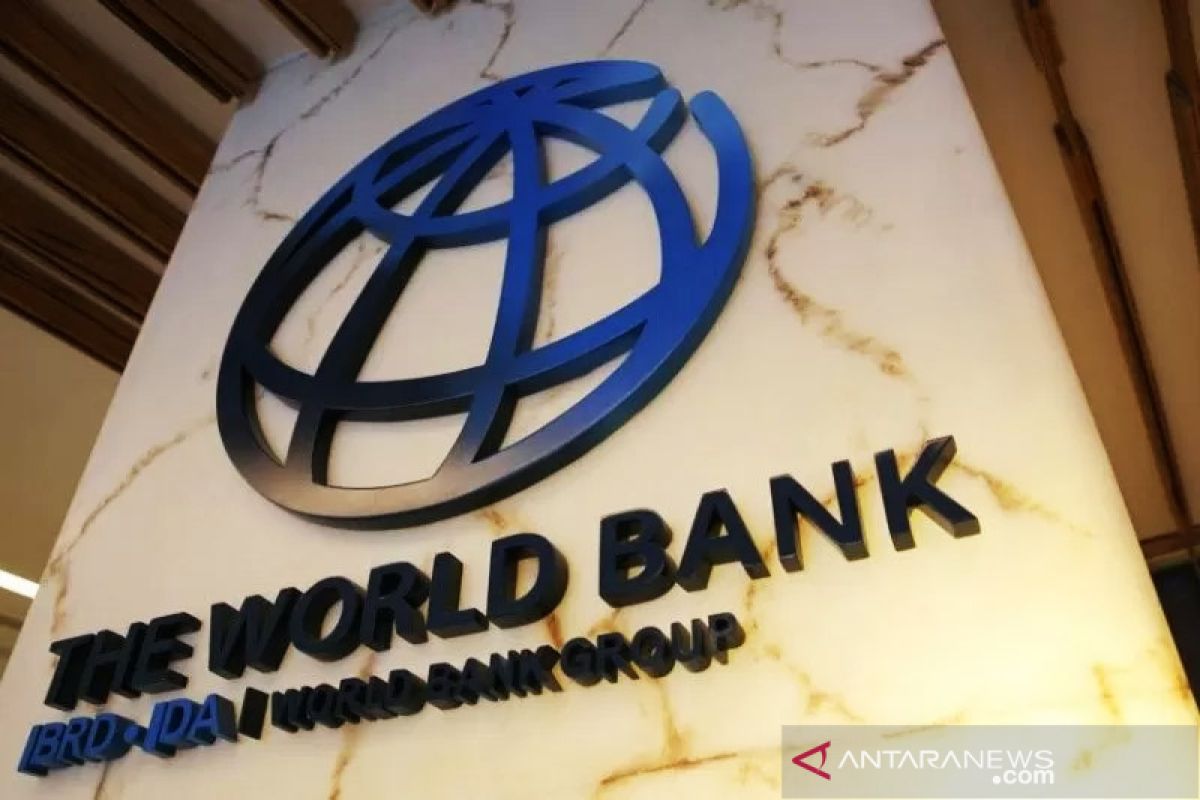 Economist views World Bank's projection as a reminder to strengthen the economic engine