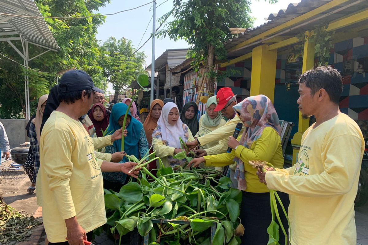 Pertamina Patra Niaga IT Surabaya Receives PROPER Gold from Ministry of Environment