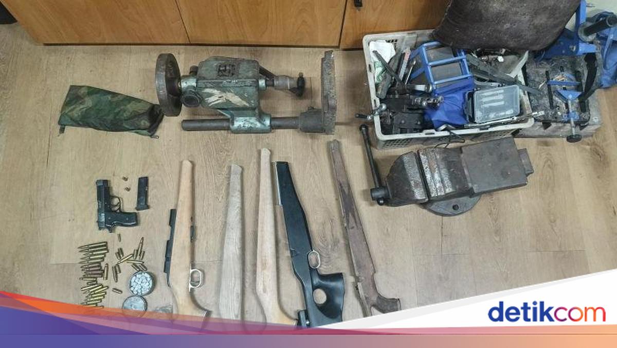 After 20 Years of Operation, Ki Bedil, Illegal Firearms Seller in West Java, Arrested!