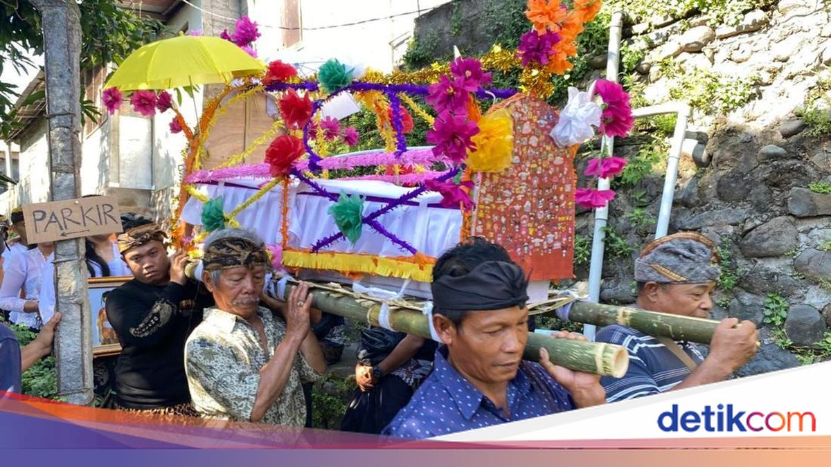 Fines for Burning Rubbish, Two Seamen Burnt Alive, Chinese Rocket in Bali's Skies