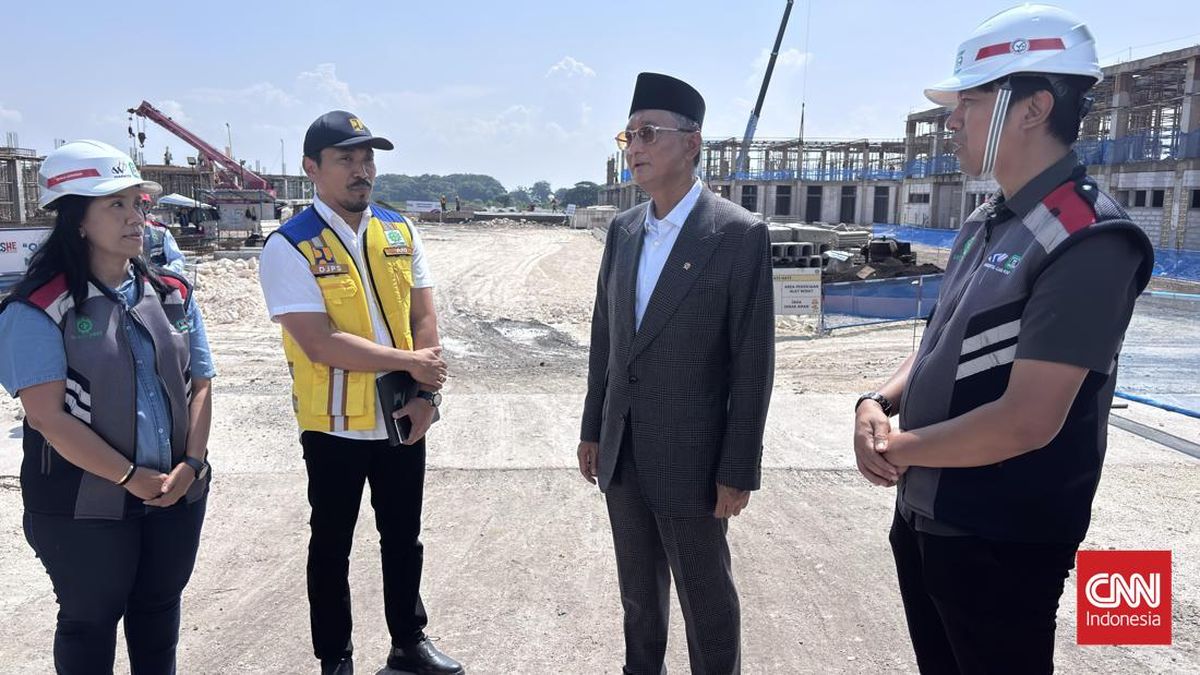 Minister of Public Works Inspects People's Schools: Surabaya on Track, Nganjuk Lagging Behind