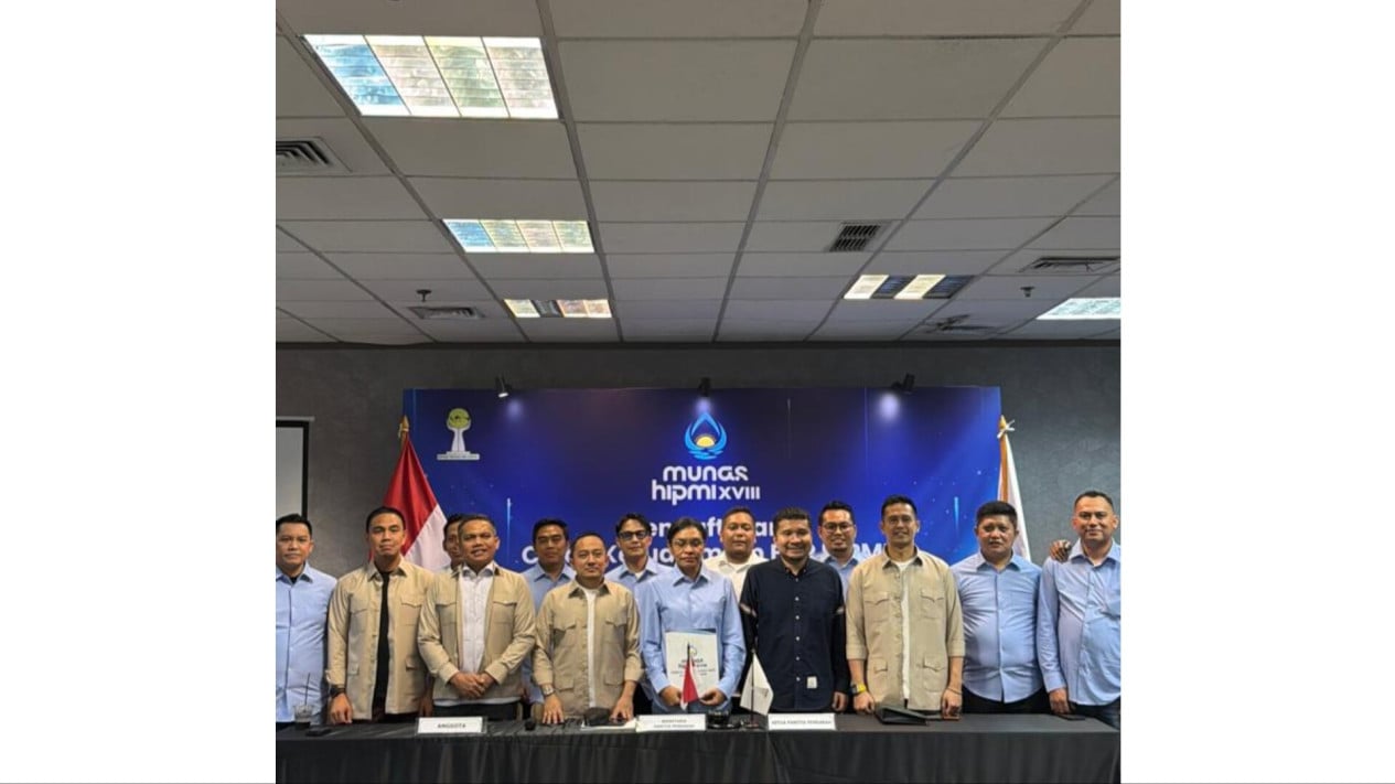 Advancing as HIPMI Chairman Candidate, William Heinrich Collects Registration Form