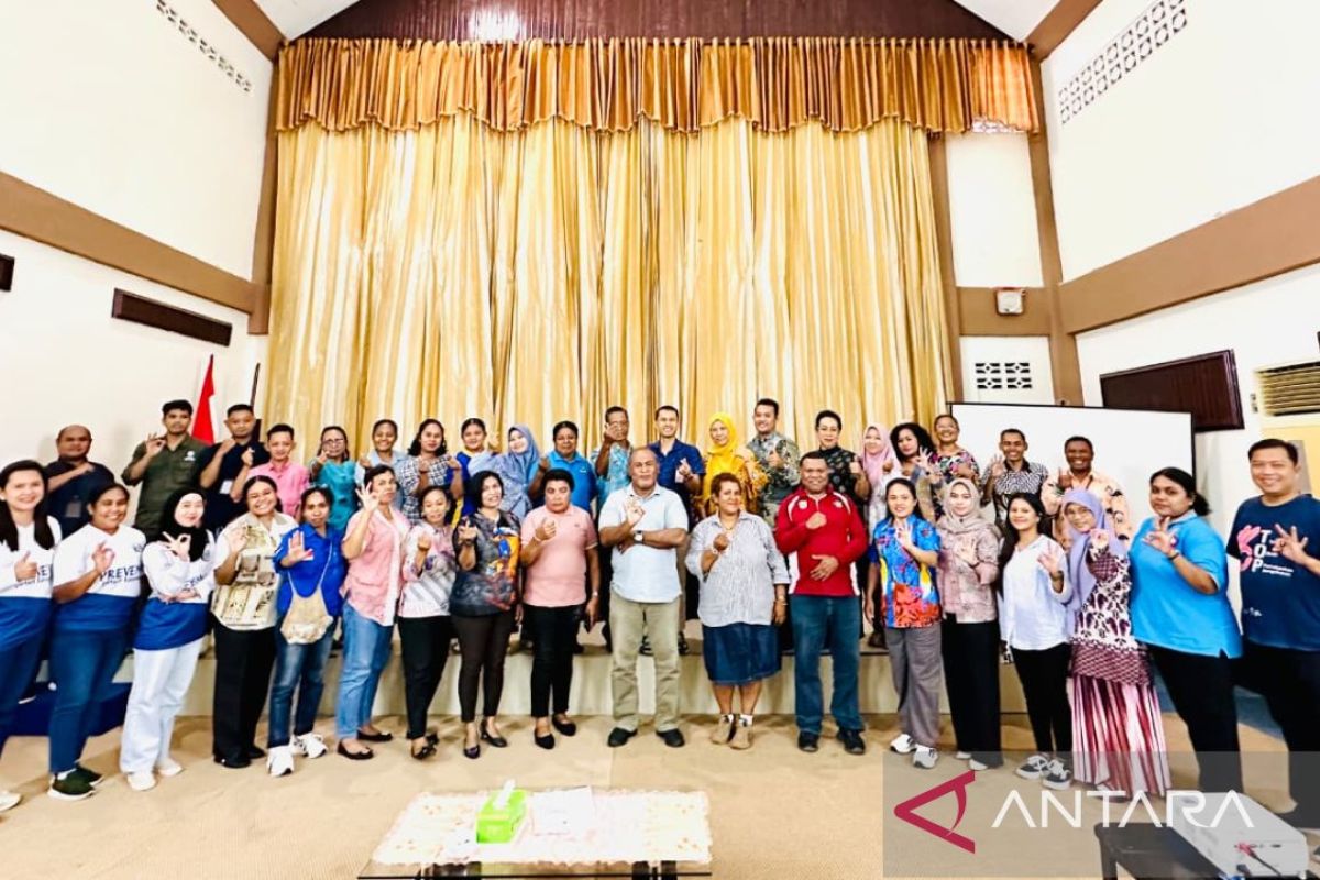 West Papua Develops Creative Education to Prevent Students from HIV/AIDS Exposure