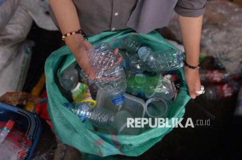 Plastic Waste Emergency: This Solution Deemed Most Realistic in Indonesia
