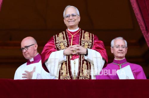 Trump Attacks Pope Leo for Not Wanting Criticism