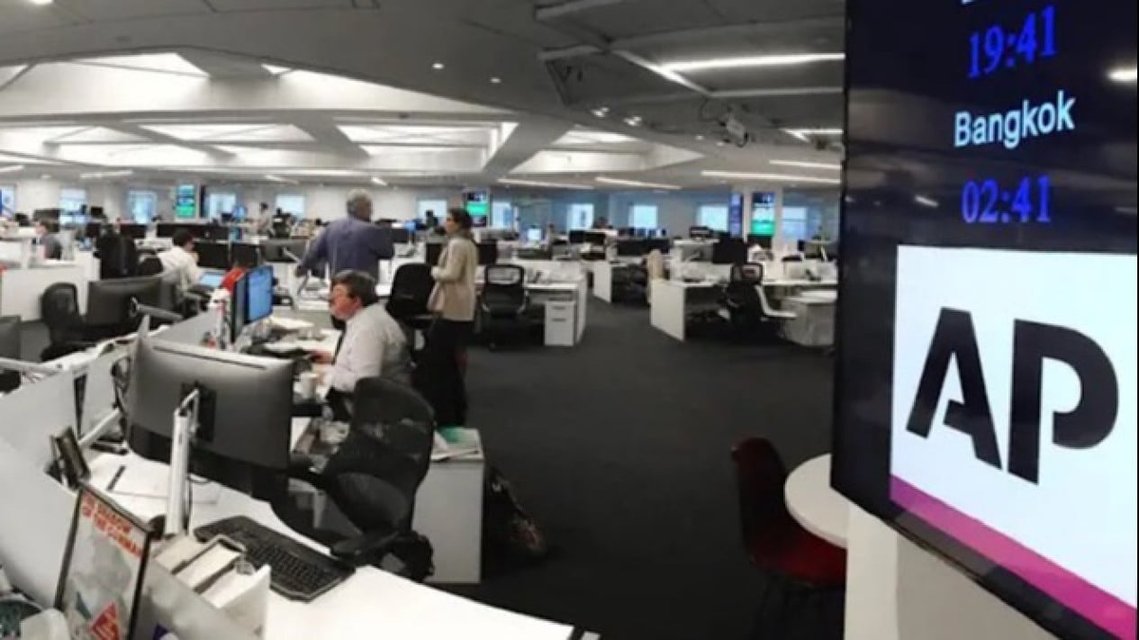 AP Cuts Hundreds of Staff, AI Blamed as the Culprit