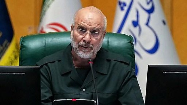 Iran Responds to US Blockade of Strait of Hormuz with This Warning