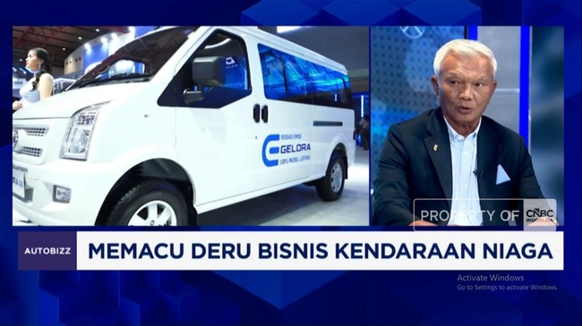 Video: Oil Prices Surge, Commercial Vehicle Manufacturers Target EV Market