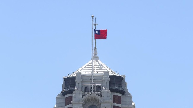 Good News for Asia: China Begins to Make Peace with Taiwan