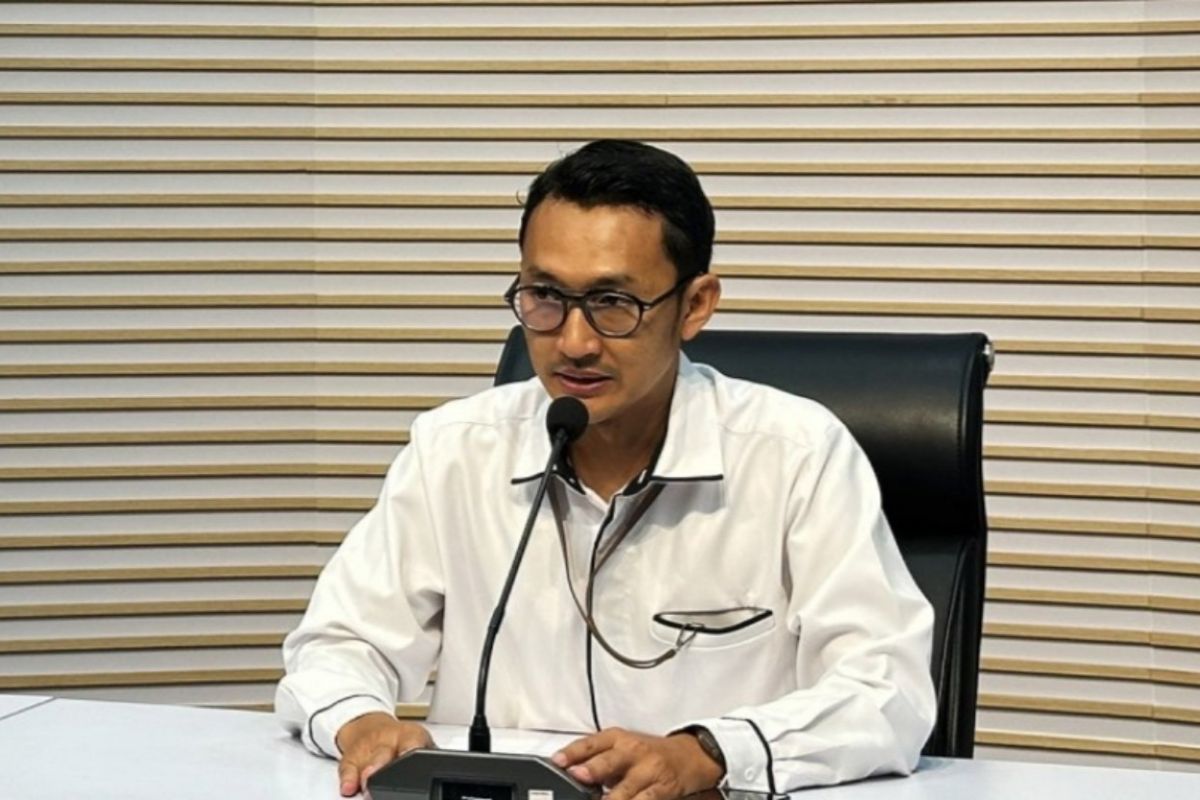 KPK Examines Cigarette Entrepreneur Rokhmawan in Customs Case